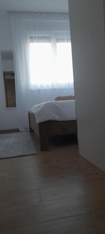 Apartmani Sunlight Vrnjačka Banja エクステリア 写真